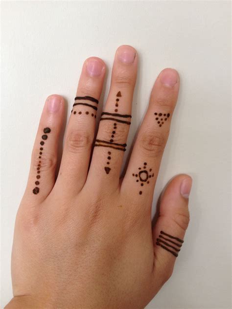 Small henna finger tattoo. Things To Know About Small henna finger tattoo. 